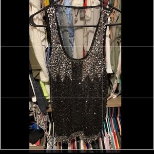 Size medium top from buckle